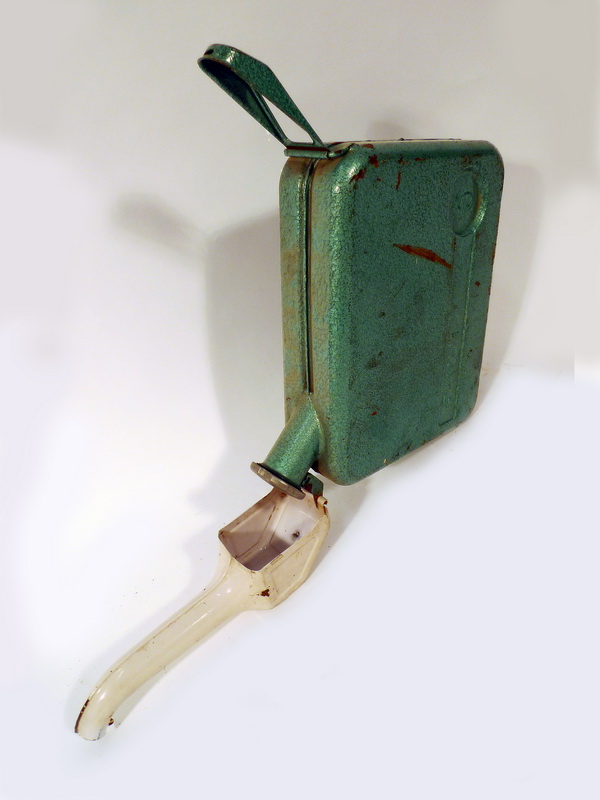 bidon gasolina metal dosificador 32x8x31 1u